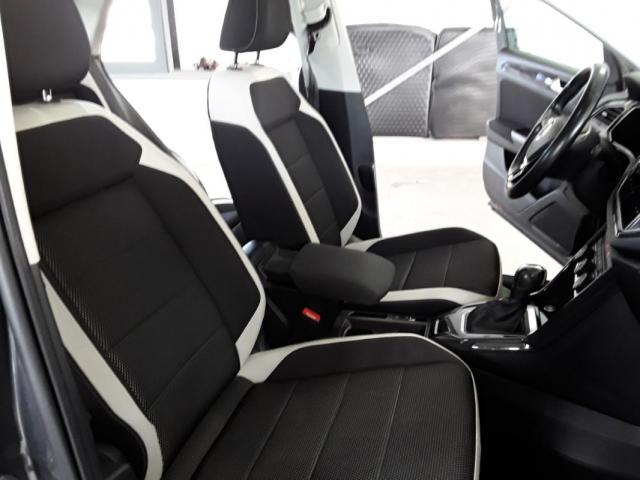 Volkswagen T-Roc image 4