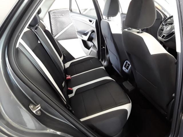 Volkswagen T-Roc image 3