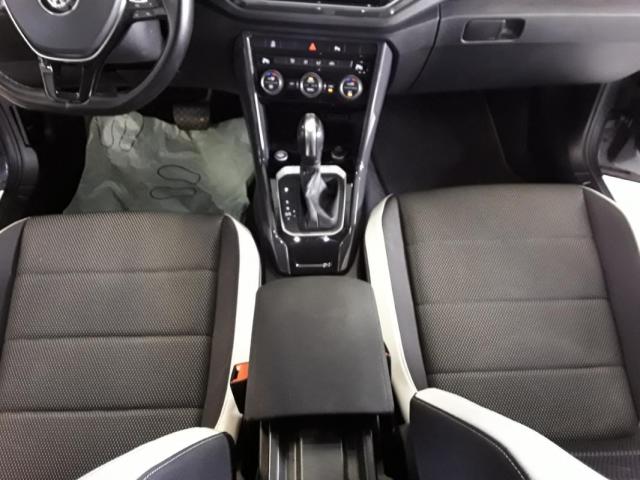 Volkswagen T-Roc image 9