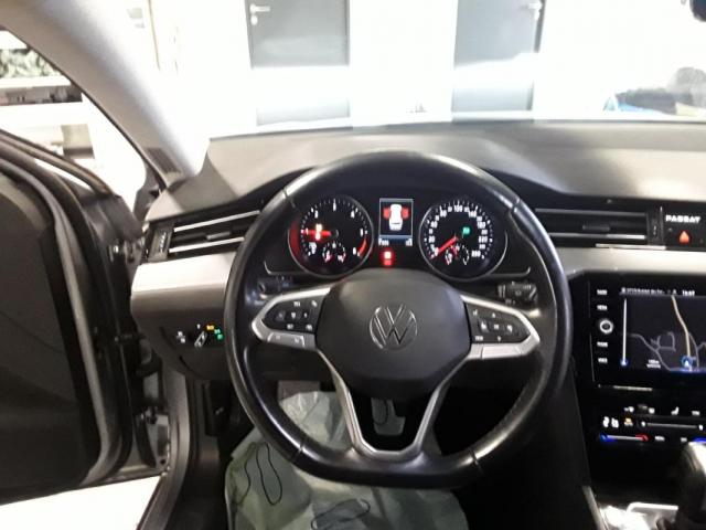 Volkswagen Passat Sw image 8