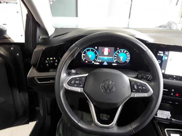 Volkswagen Golf image 1