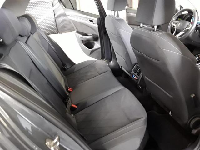 Volkswagen Golf image 6