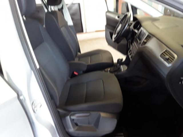 Volkswagen Golf Sportsvan image 2