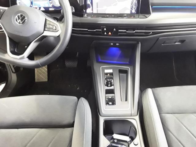 Volkswagen Golf image 9