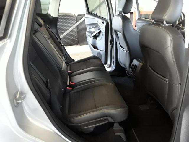Ford Kuga image 3