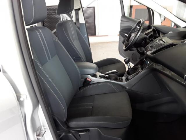 Ford C-Max image 2