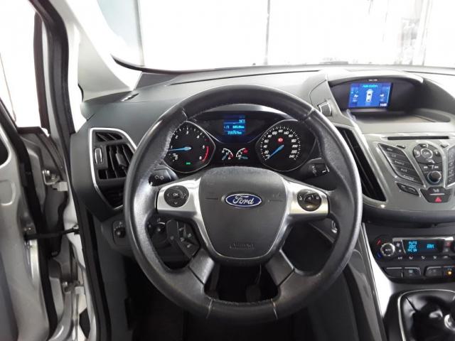 Ford C-Max image 8