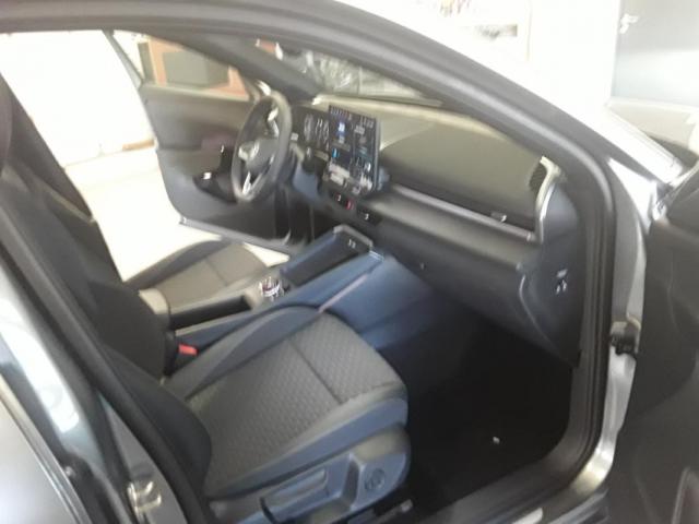 Volkswagen T-Roc image 8