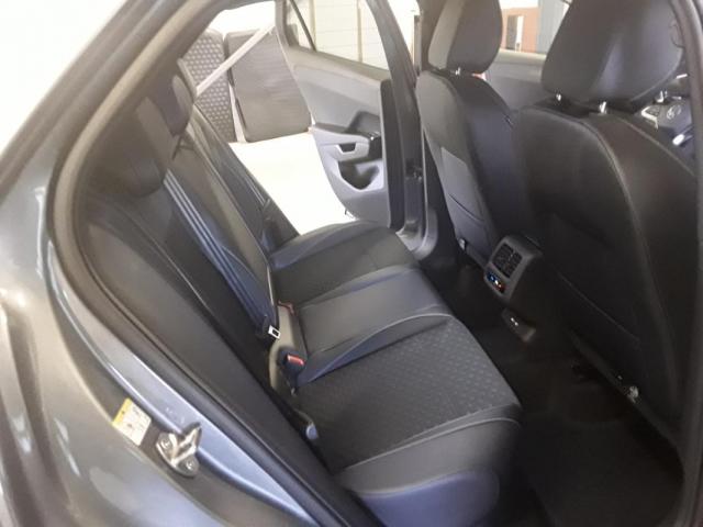 Volkswagen T-Roc image 5