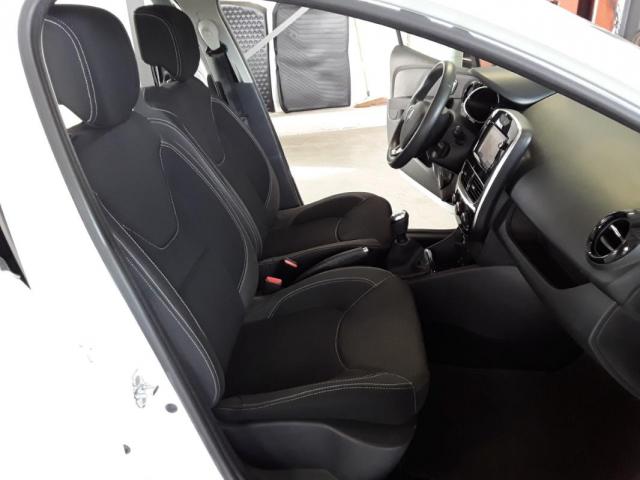 Renault Clio image 6
