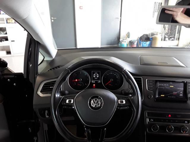 Volkswagen Golf Sportsvan image 6