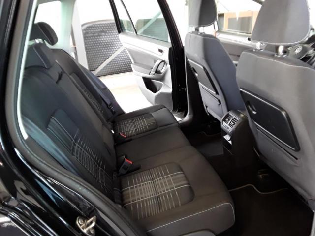 Volkswagen Golf Sportsvan image 2