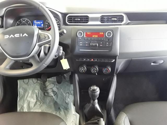 Dacia Duster image 9