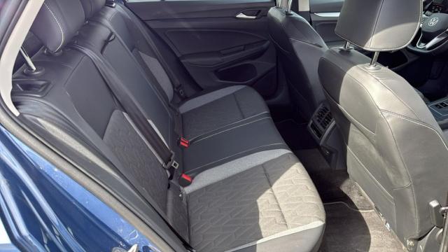 Volkswagen Golf image 2