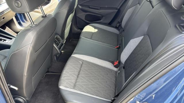 Volkswagen Golf image 3