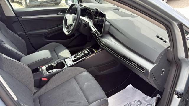 Volkswagen Golf image 4