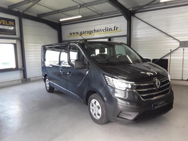 Renault Trafic image 2