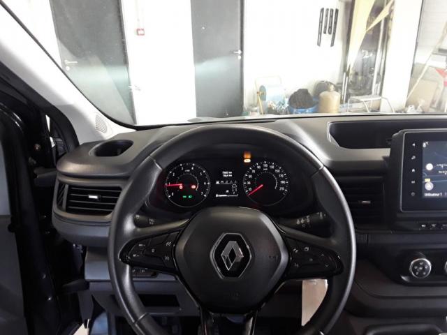 Renault Trafic image 4