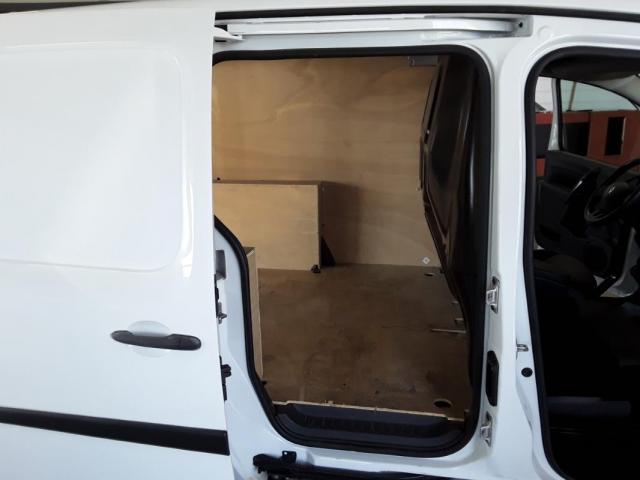 Renault Kangoo image 2