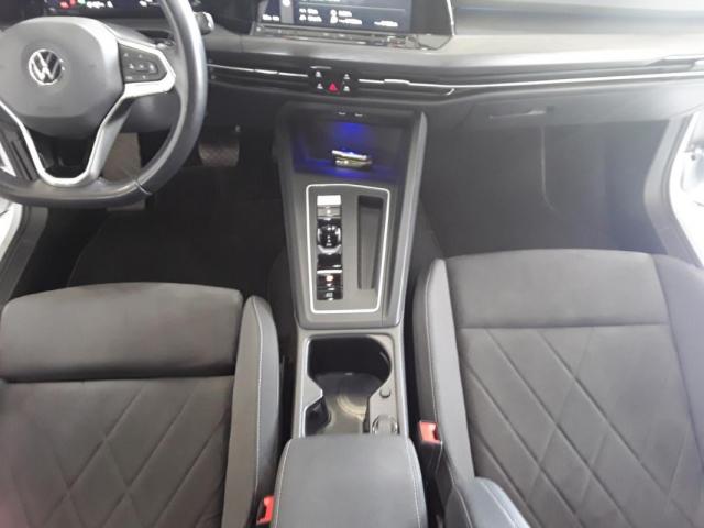 Volkswagen Golf image 6