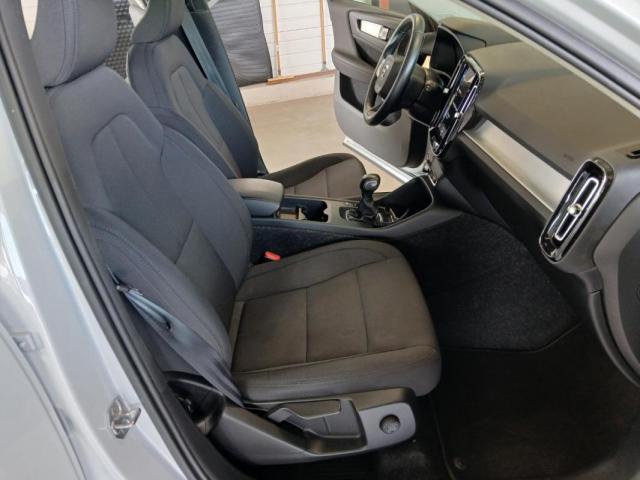 Volvo Xc40 image 7