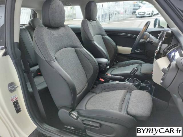 Mini Hatch image 5