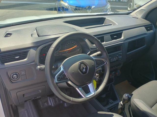 Renault Express image 8