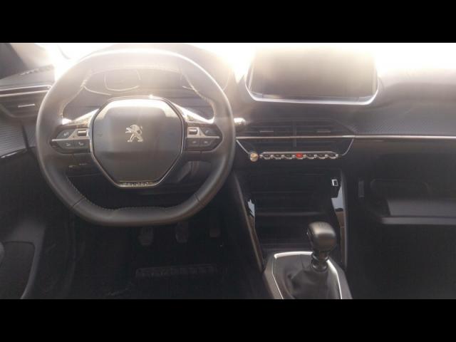 Peugeot 208 image 6