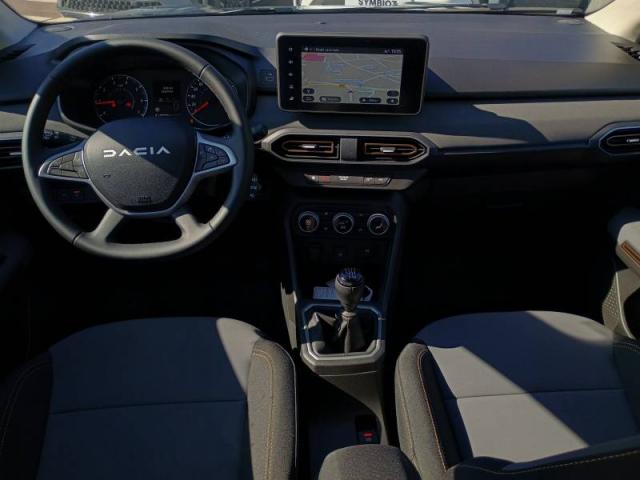 Dacia Sandero image 1