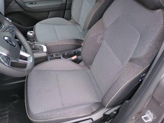 Renault Captur image 6