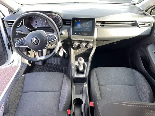 Renault Clio image 2