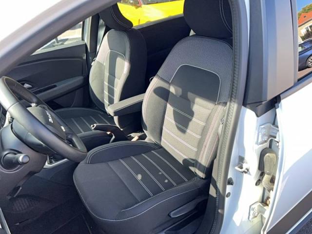 Dacia Jogger image 9