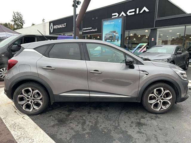 Renault Captur image 6