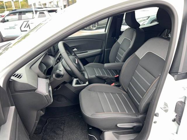 Dacia Sandero image 8