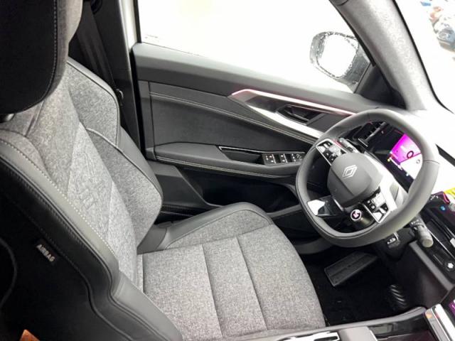 Renault Rafale image 8