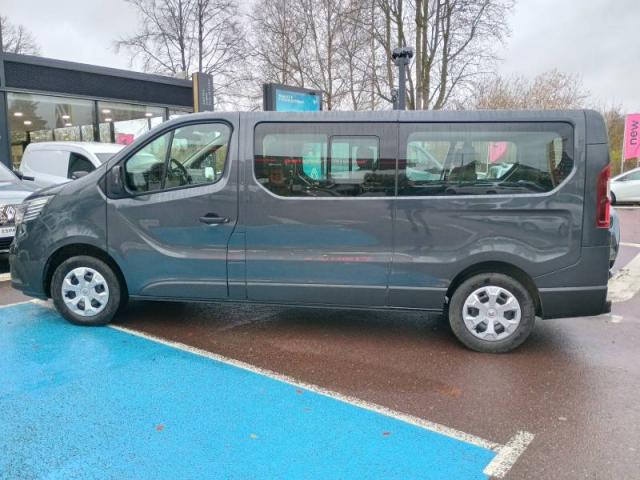 Renault Trafic image 8