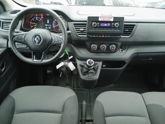 Renault Trafic image 7