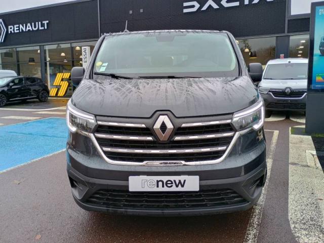 Renault Trafic image 2