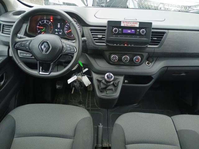 Renault Trafic image 3