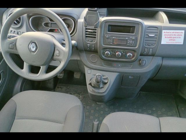 Renault Trafic image 1