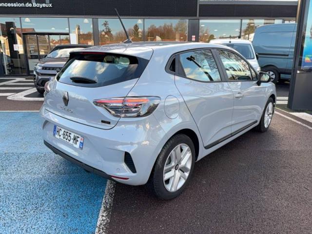 Renault Clio image 2