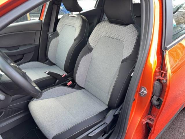 Renault Clio image 1