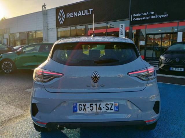 Renault Clio image 1