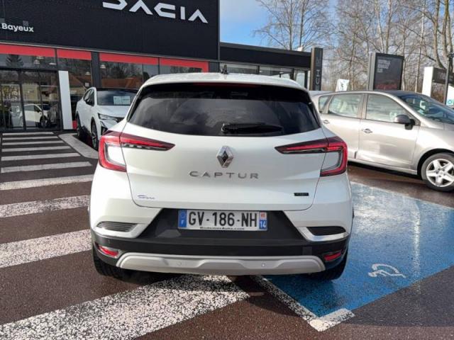 Renault Captur image 1