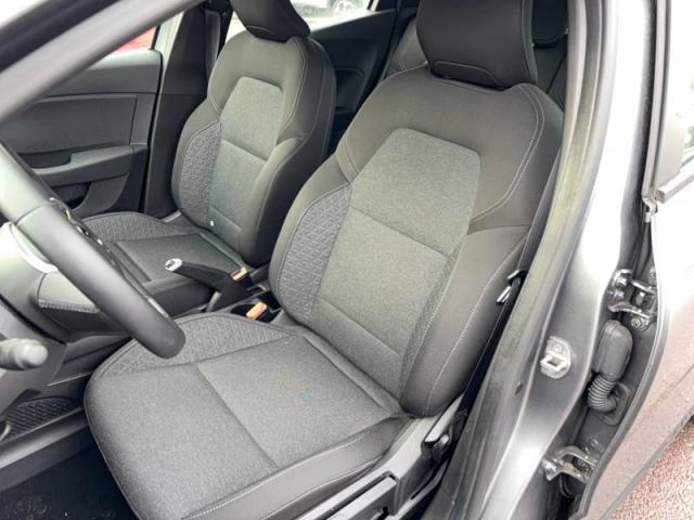 Renault Clio image 8