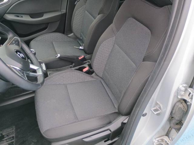 Renault Clio image 9