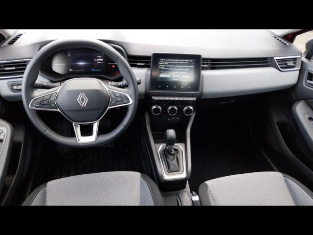 Renault Clio image 9