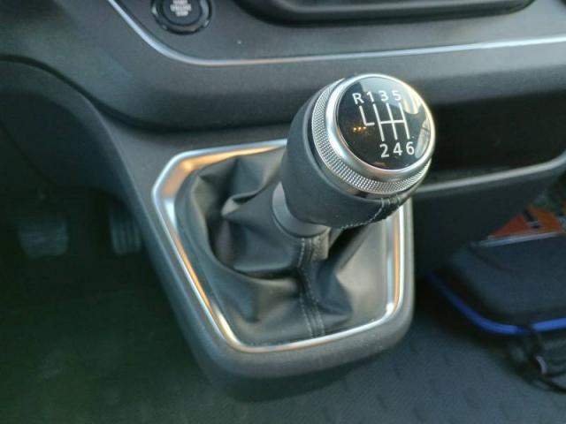 Renault Trafic image 3