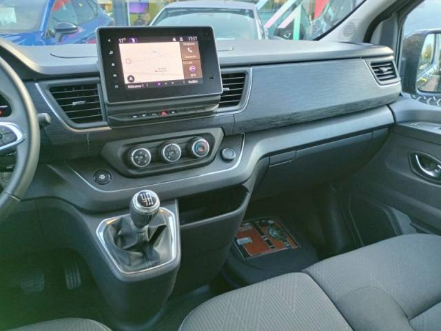 Renault Trafic image 9