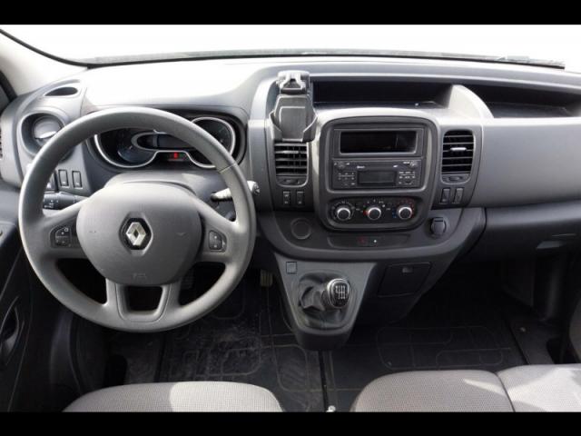 Renault Trafic image 7
